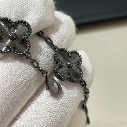 [Lucas Jewelry]CLOVER 5 MOTIF BLACK BRACELET