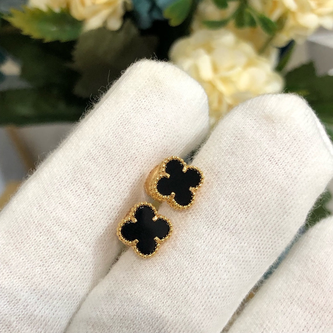 [Lucas Jewelry]CLOVER MINI GOLD EARRINGS