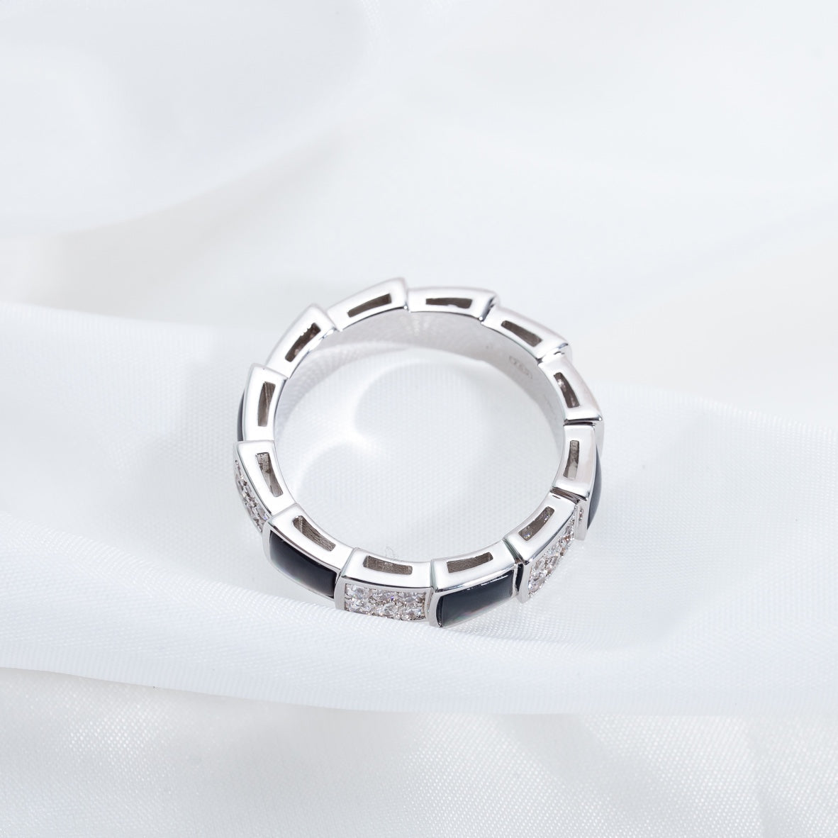 [Lucas Jewelry]SERPENTI RING SILVER DIAMOND BLACK MOP 4MM