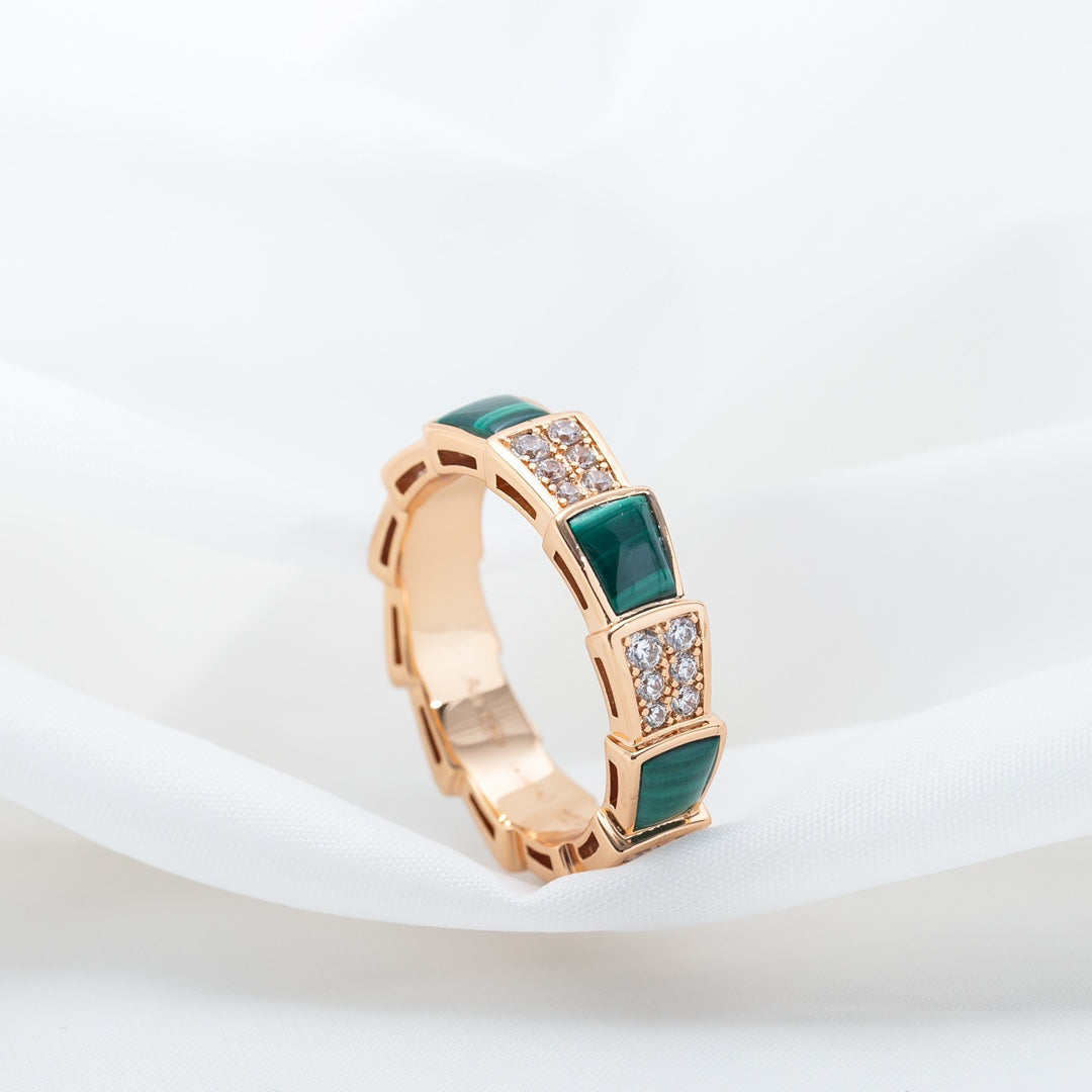 [Lucas Jewelry]SERPENTI RING PINK GOLD MALACHITE DIAMOND PAVED 4MM