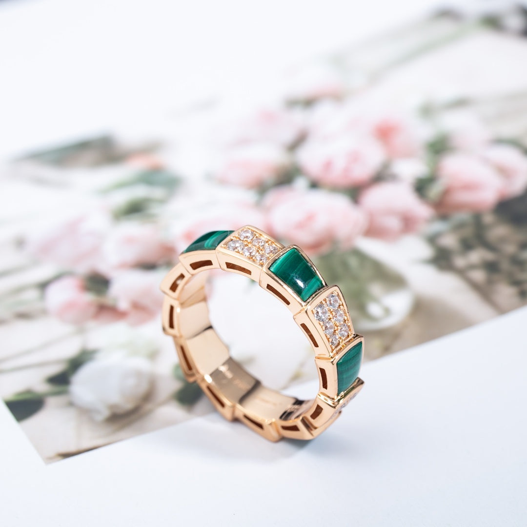 [Lucas Jewelry]SERPENTI RING PINK GOLD MALACHITE DIAMOND PAVED 4MM