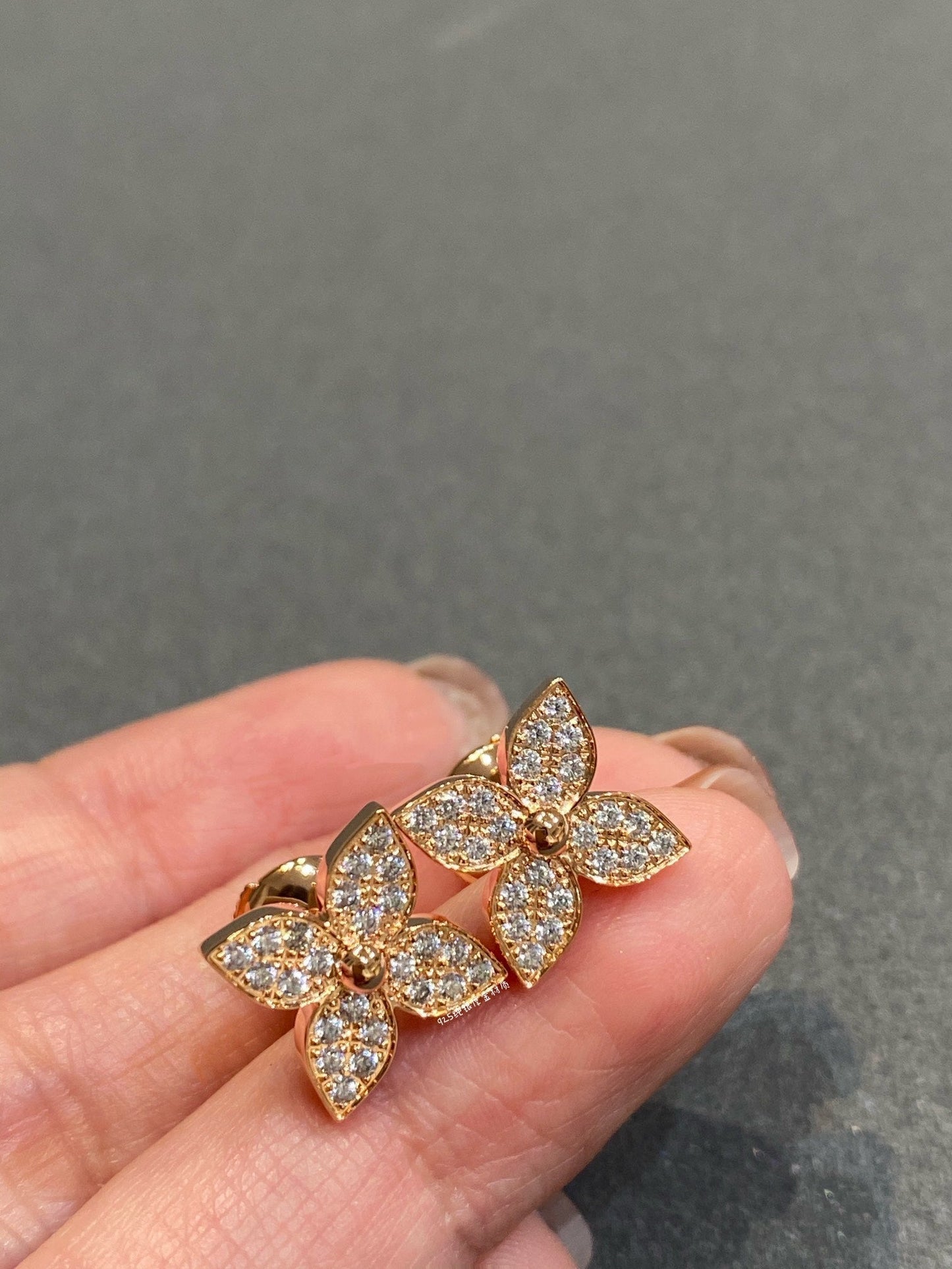 [Lucas Jewelry]STAR DIAMOND EARRINGS