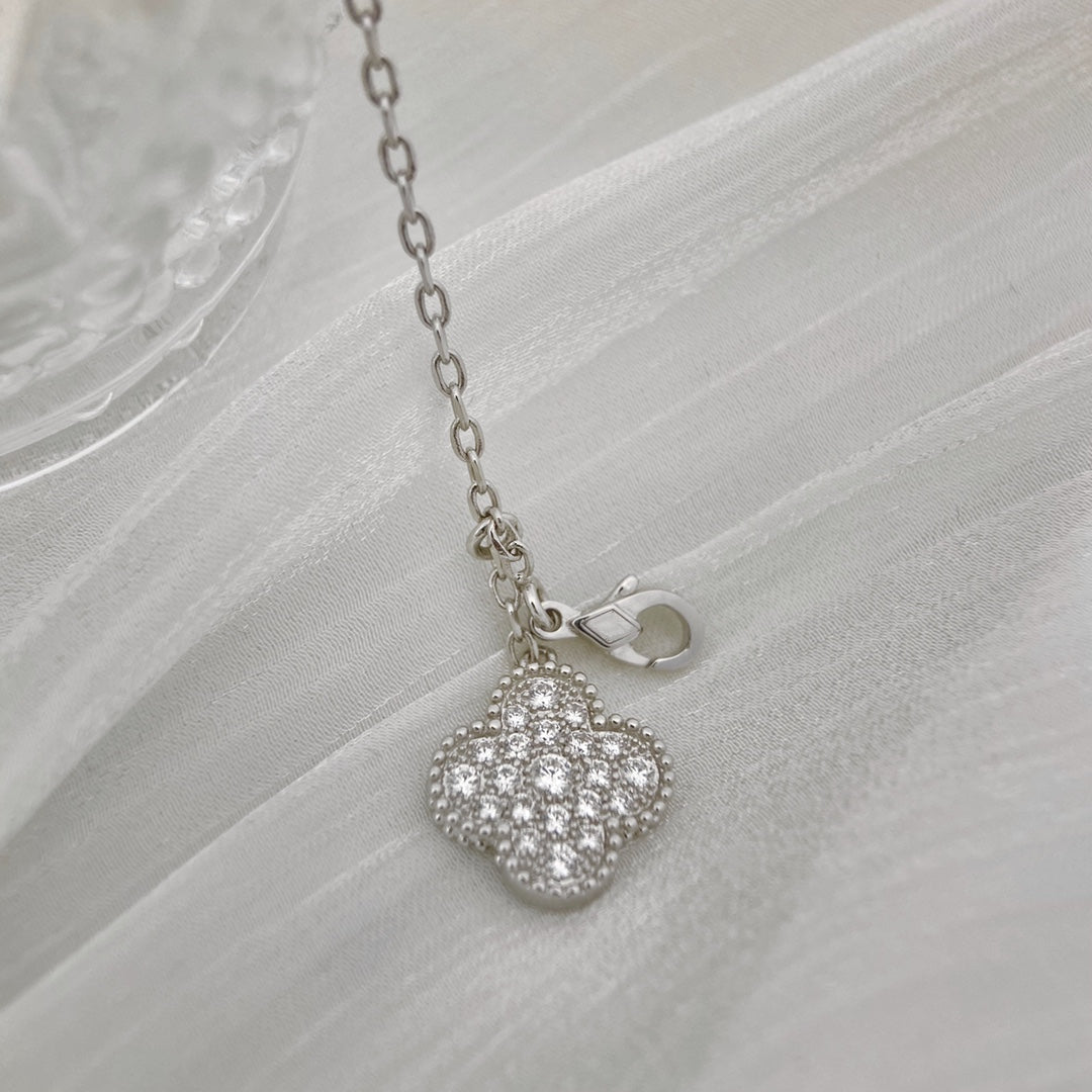 [Lucas Jewelry]CLOVER 5 MOTIFS SILVER DIAMONDS NECKLACE