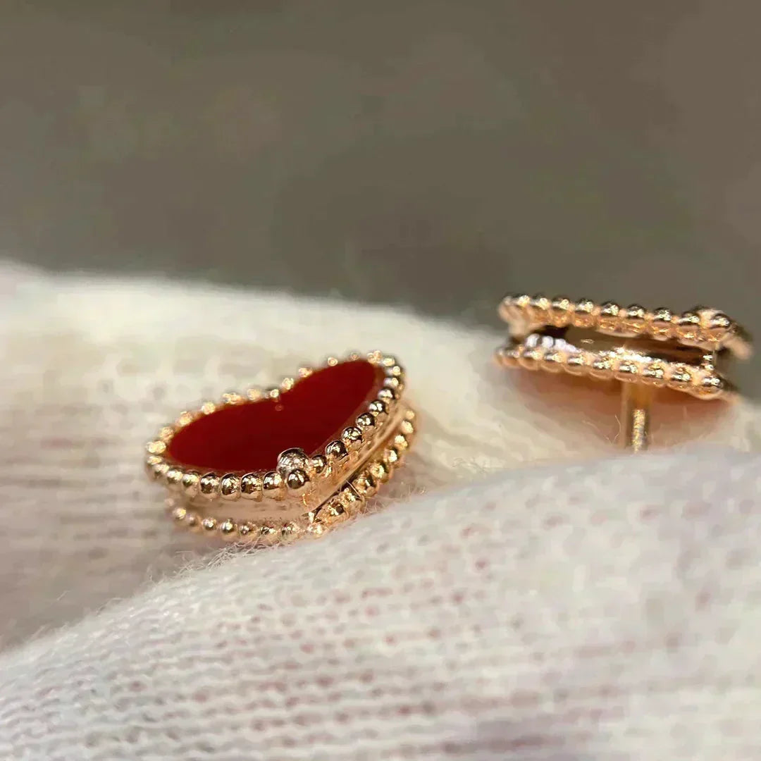 [Lucas Jewelry]HEART CARNELIAN STUD EARRINGS