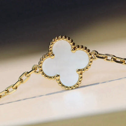 [Lucas Jewelry]CLOVER 20 MOTIFS WHITE MOP NECKLACE