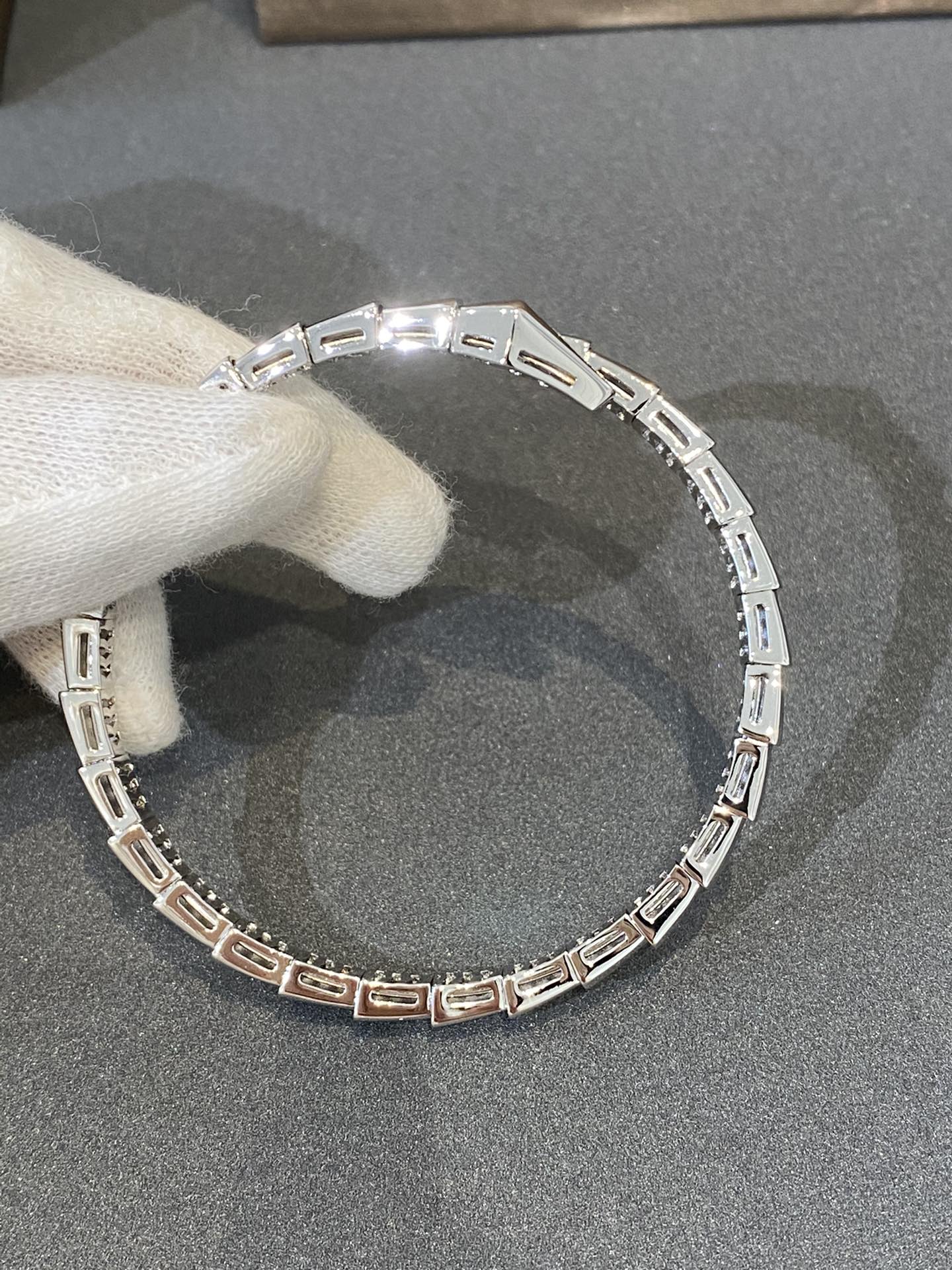 [Lucas Jewelry]SERPENTI BRACELET DIAMONDS SILVER