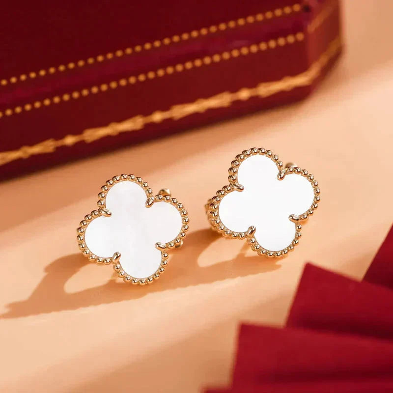 [Lucas Jewelry]CLOVER MEDIUM 1 MOTIFS  WHITE MOP STUD EARRINGS