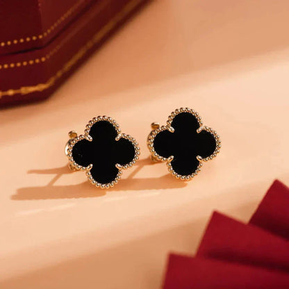 [Lucas Jewelry]CLOVER MEDIUM 1 MOTIFS  ONYX STUD EARRINGS