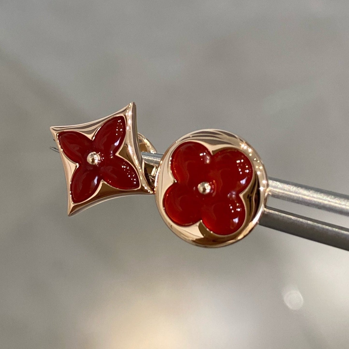 [Lucas Jewelry]STAR AND SUN PINK GOLD CARNELIAN STUD EARRINGS