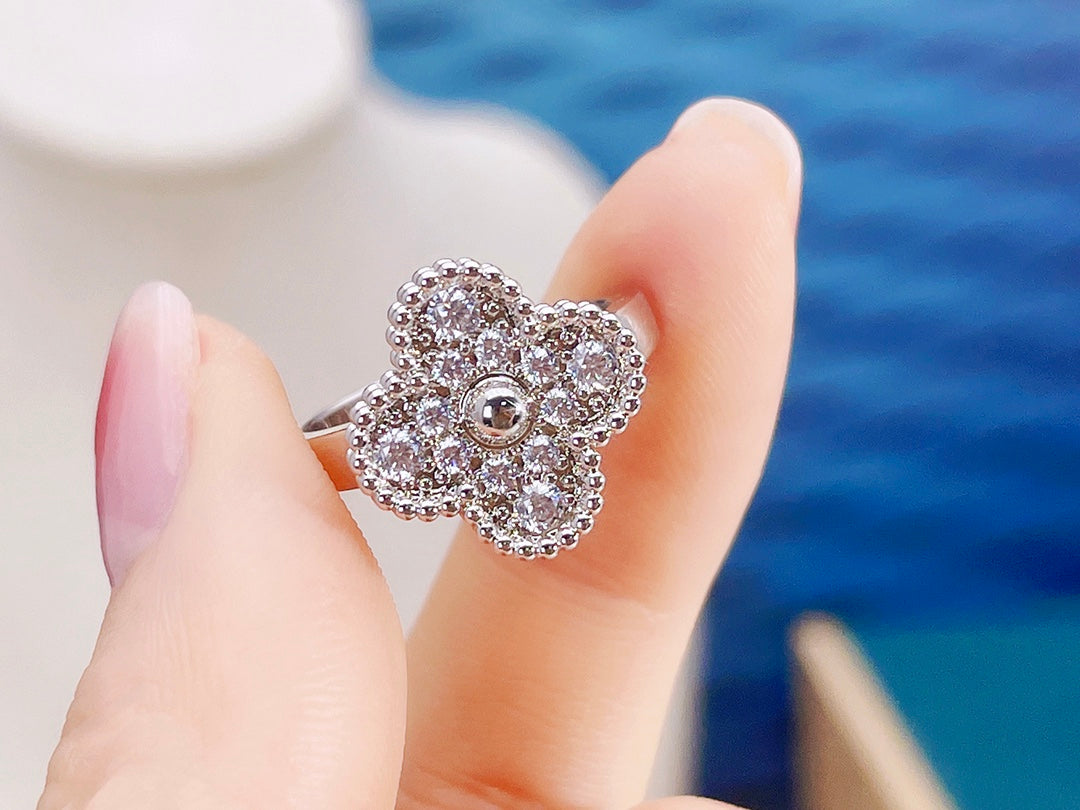 [Lucas Jewelry]CLOVER DIAMOND RING