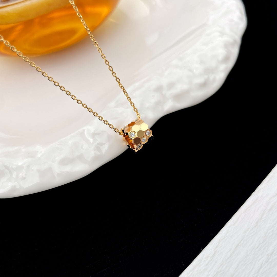 [Lucas Jewelry]BEE MINI PEDANT DIAMOND NECKLACE