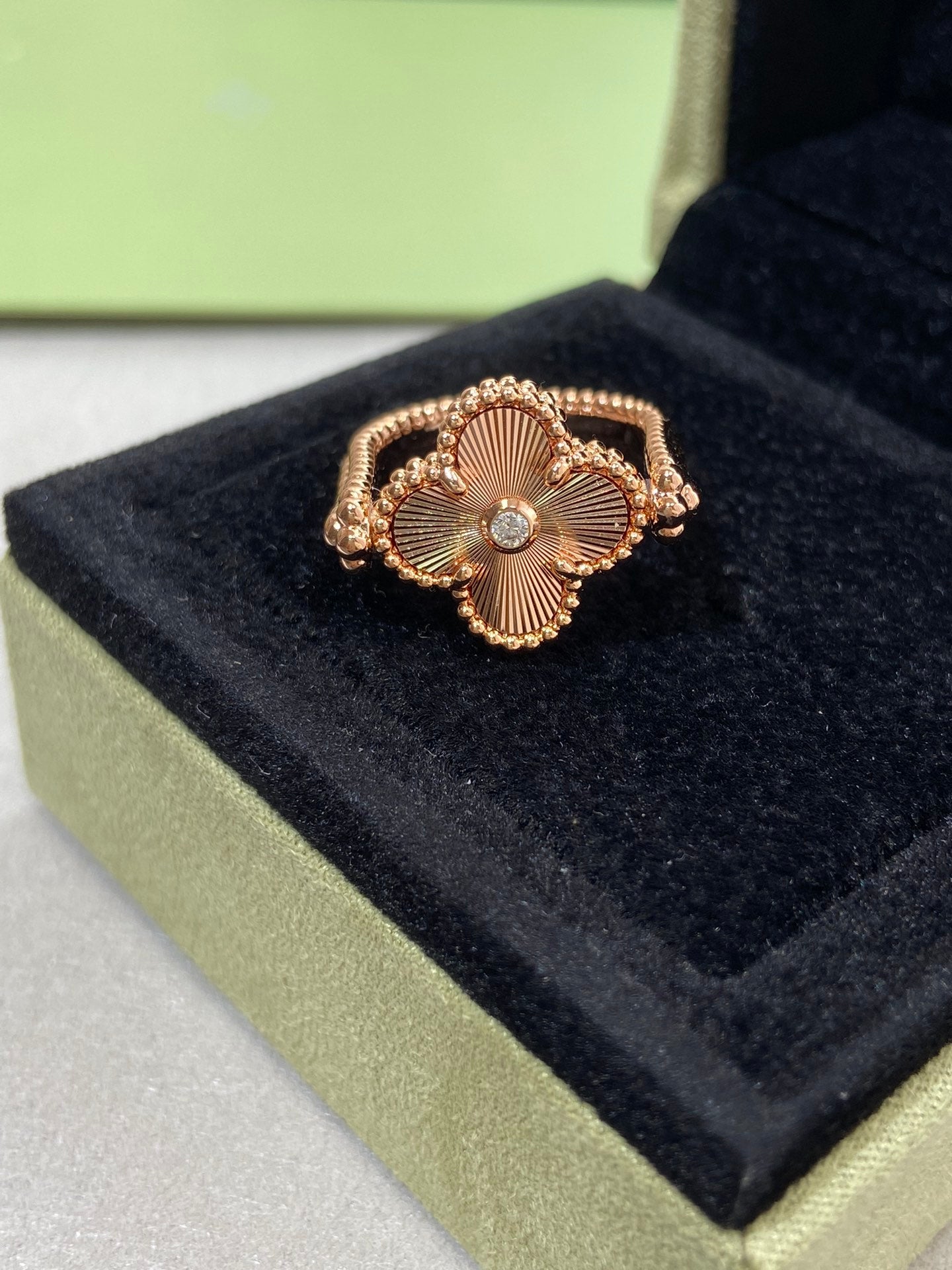 [Lucas Jewelry]CLOVER RIVERSIBLE ROSE GOLD RING