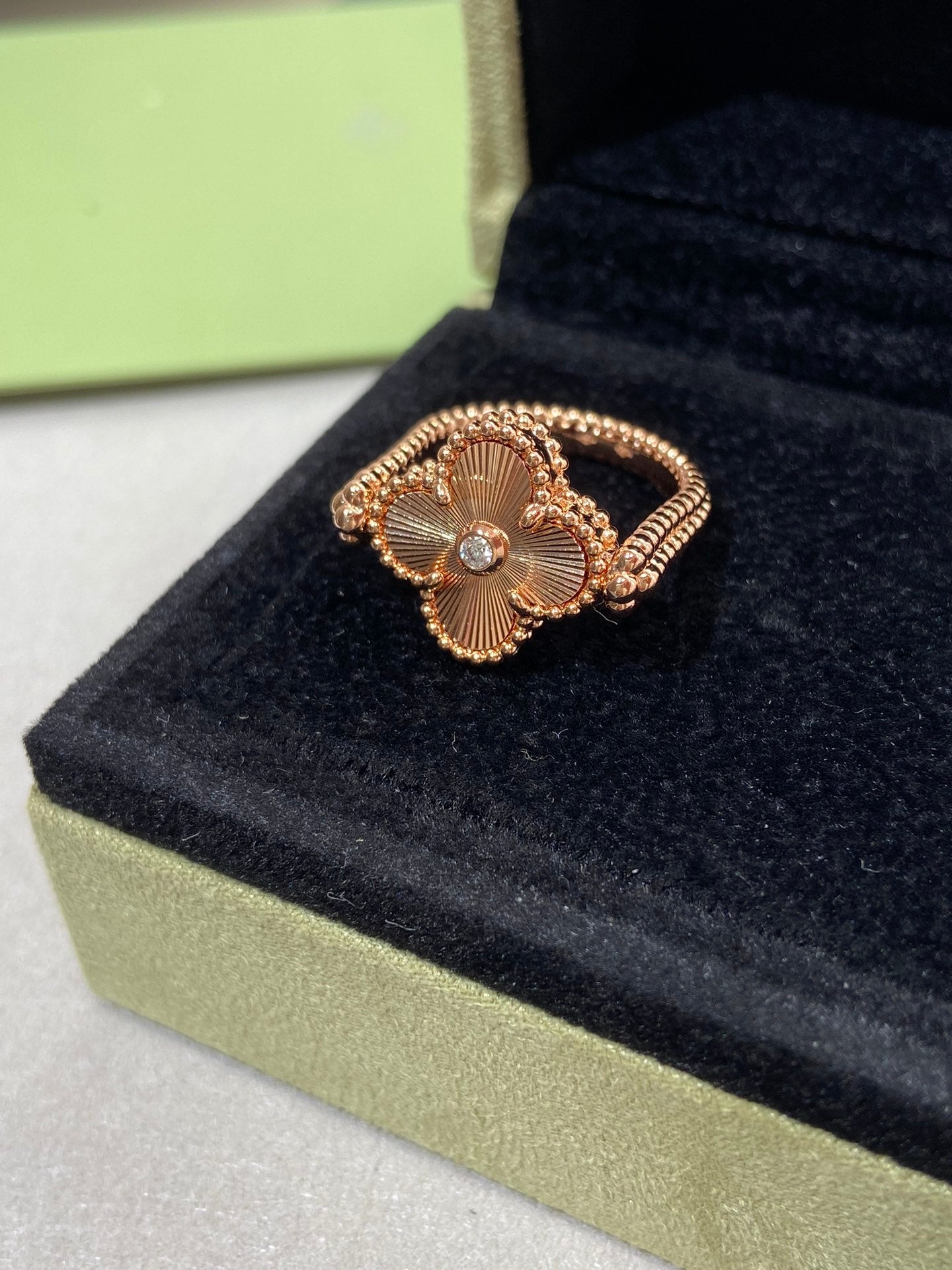 [Lucas Jewelry]CLOVER RIVERSIBLE ROSE GOLD RING