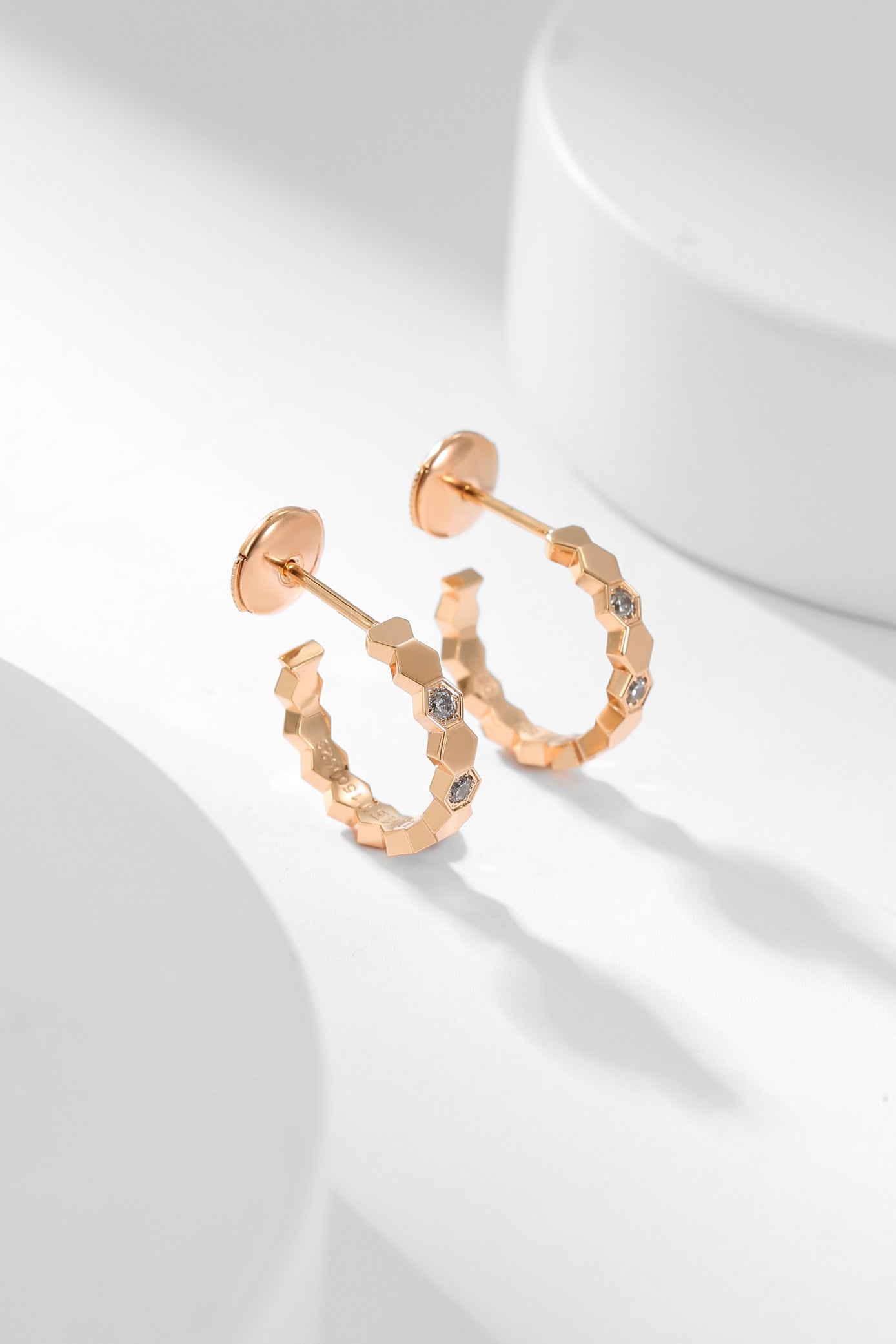 [Lucas Jewelry]BEE LOVE DIAMOND HOOP EARRINGS