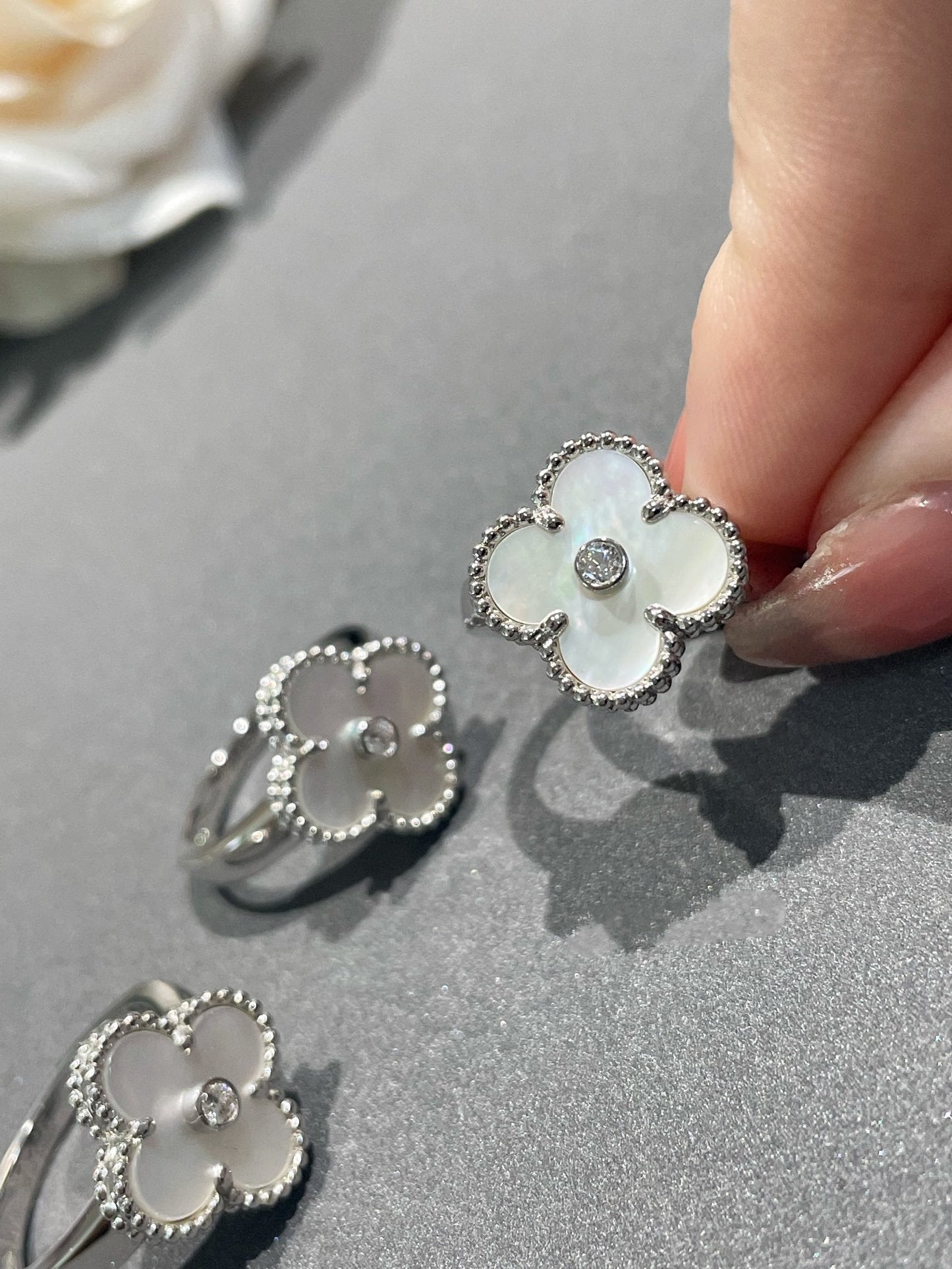 [Lucas Jewelry]CLOVER SILVER MOP DIAMOND RING