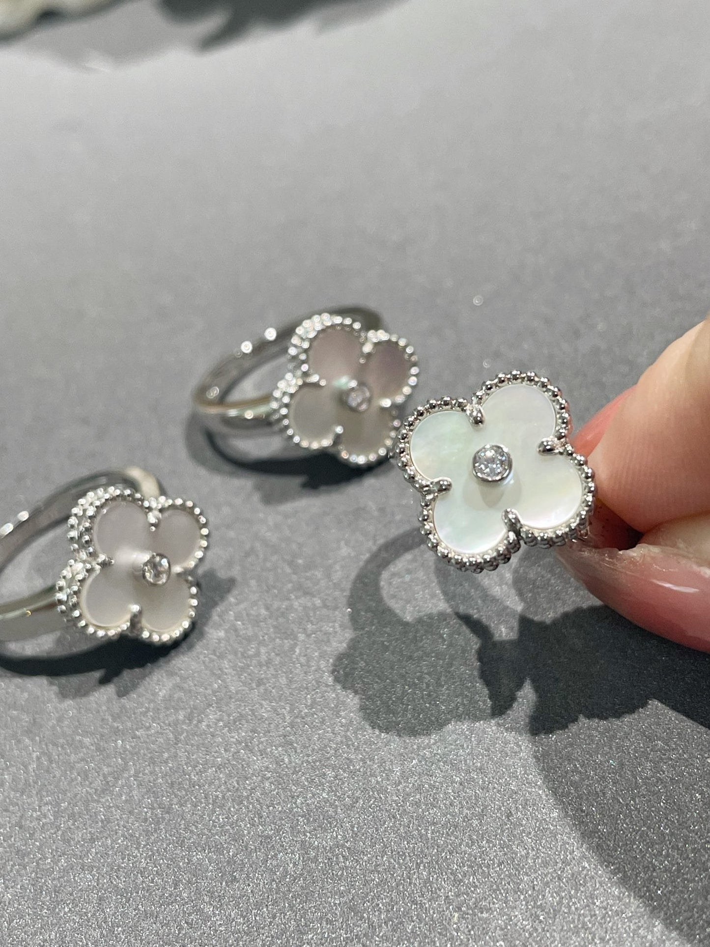 [Lucas Jewelry]CLOVER SILVER MOP DIAMOND RING