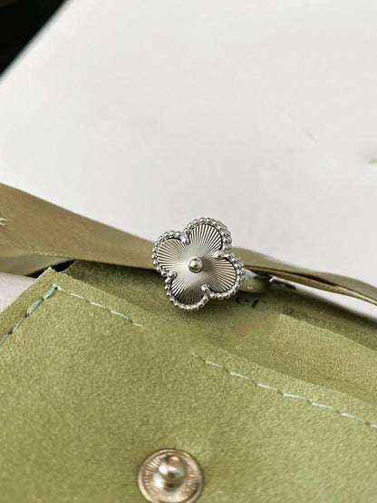 [Lucas Jewelry]CLOVER SILVER RING