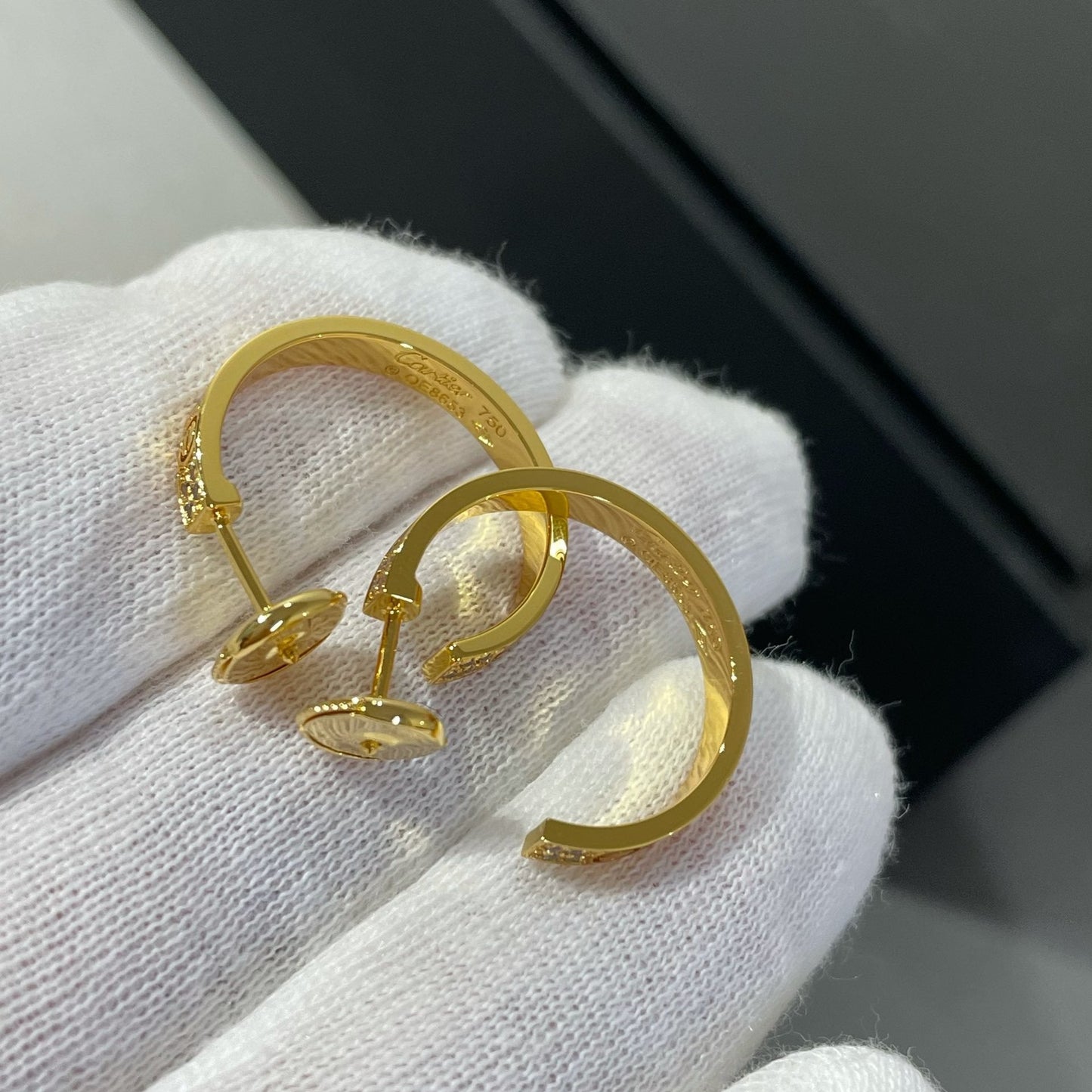 [Lucas Jewelry]LOVE DIAMOND GOLD HOOP EARRINGS