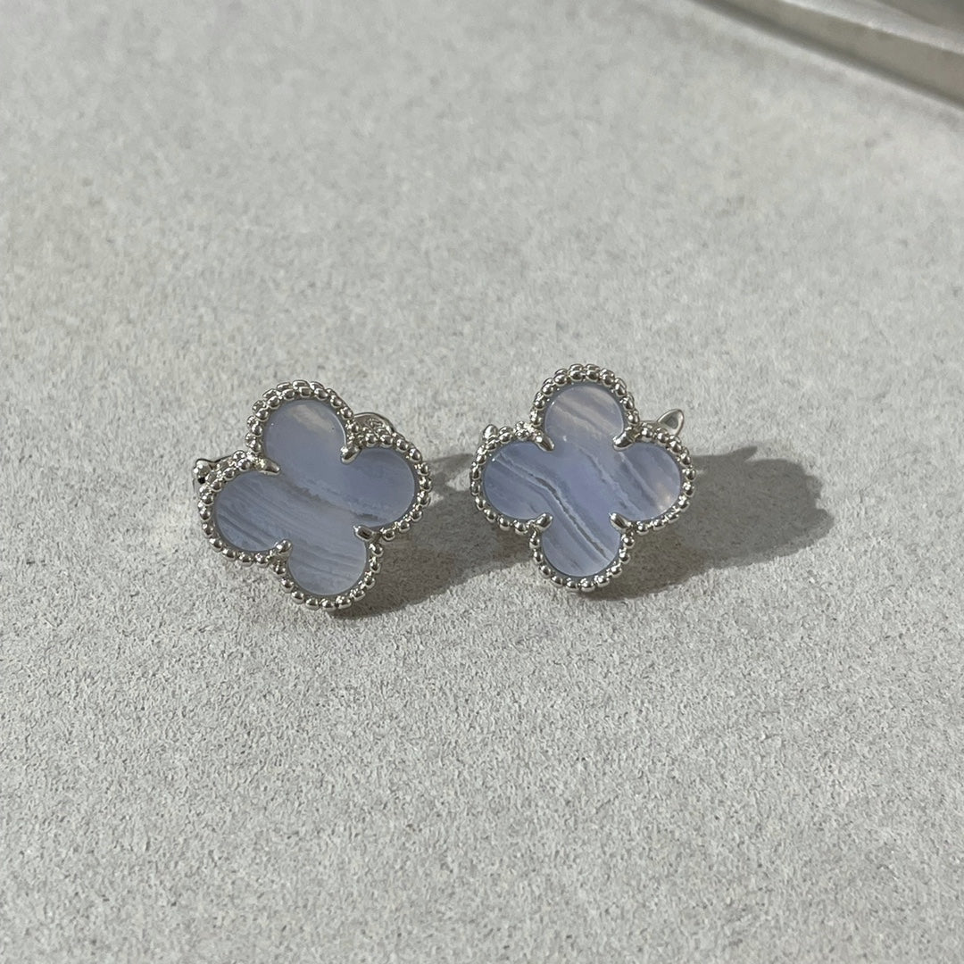 [Lucas Jewelry]CLOVER CHALCEDONY SILVER STUD EARRINGS