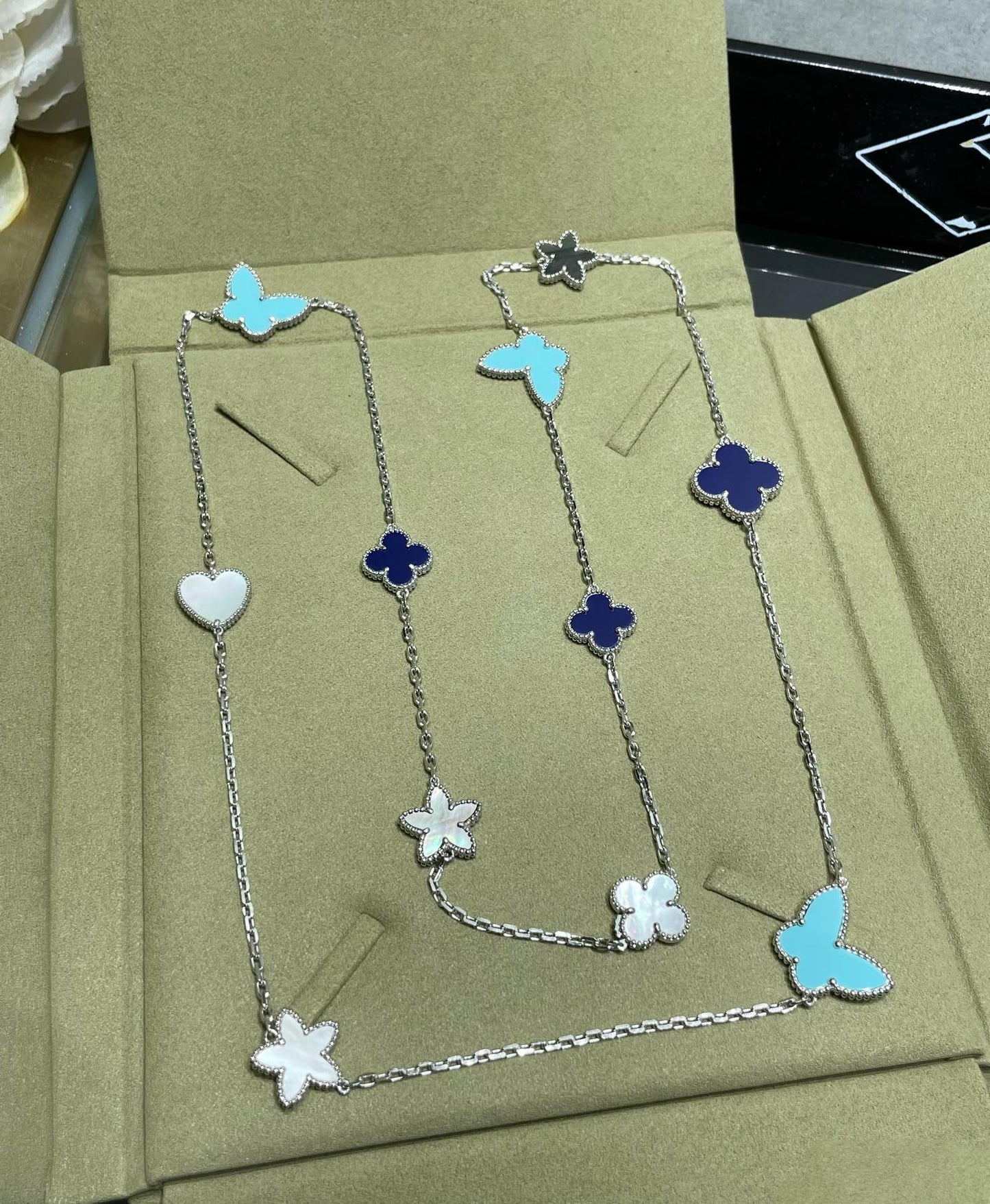 [Lucas Jewelry]LUCKY CLOVER SILVER 11 MOTIF NECKLACE