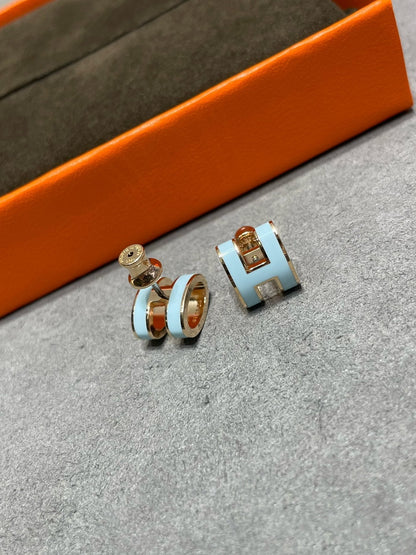 [Lucas Jewelry]POP H SKY BLUE STUD EARRINGS