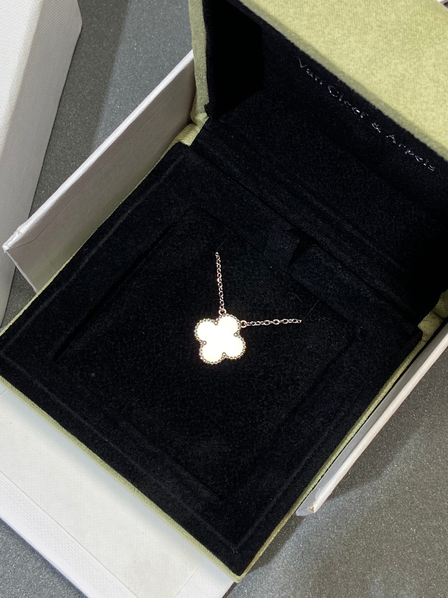 [Lucas Jewelry]CLOVER MEDIUM SILVER WHITE MOP NECKLACE