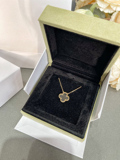 [Lucas Jewelry]CLOVER ROCK CRYSTAL ROSE GOLD NECKLACE