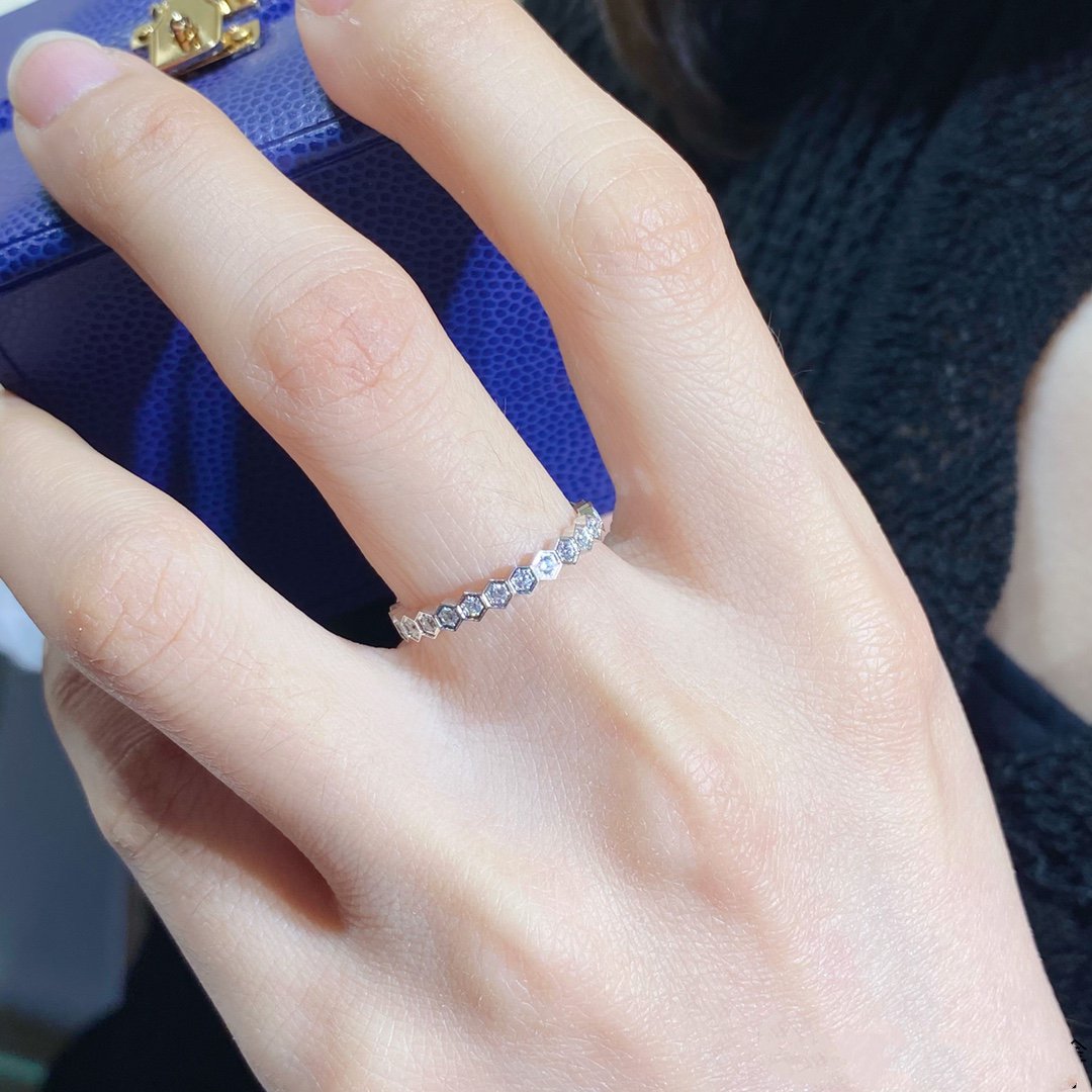 [Lucas Jewelry]BEE LOVE DIAMOND PAVED SMALL RING