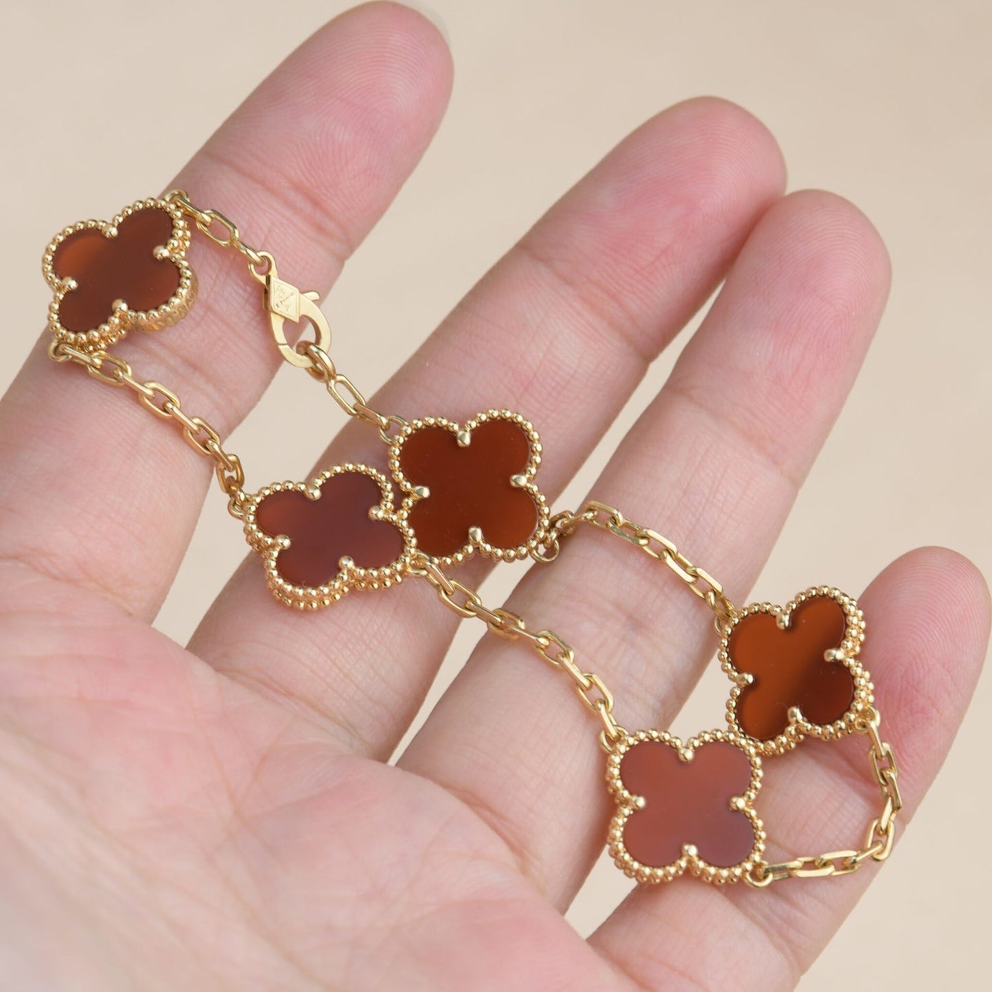 [Lucas Jewelry]CLOVER 5 MOTIFS RED AGATE  BRACELET