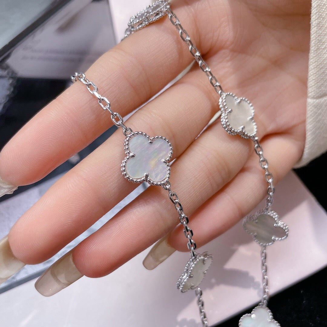 [Lucas Jewelry]CLOVER 10 MOTIFS WHITE MOTHER OF PEARL NECKLACE