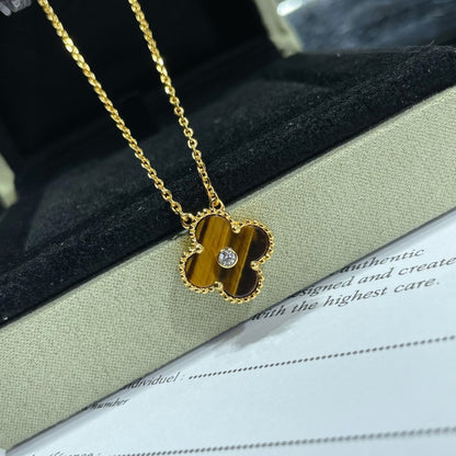 [Lucas Jewelry]CLOVER 15MM DIAMOND AND YELLOW TIGER'S EYE AGATE necklace