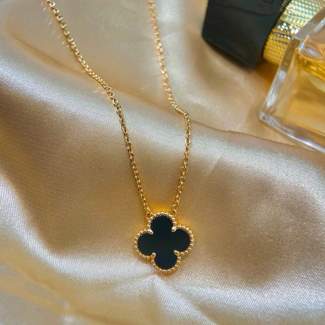 [Lucas Jewelry]CLOVER 15MM BLACK ONYX SINGLE FLOWER NECKLACE