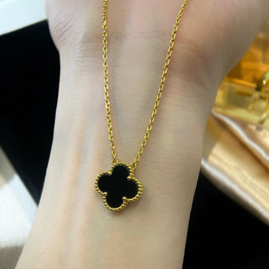 [Lucas Jewelry]CLOVER 15MM BLACK ONYX SINGLE FLOWER NECKLACE