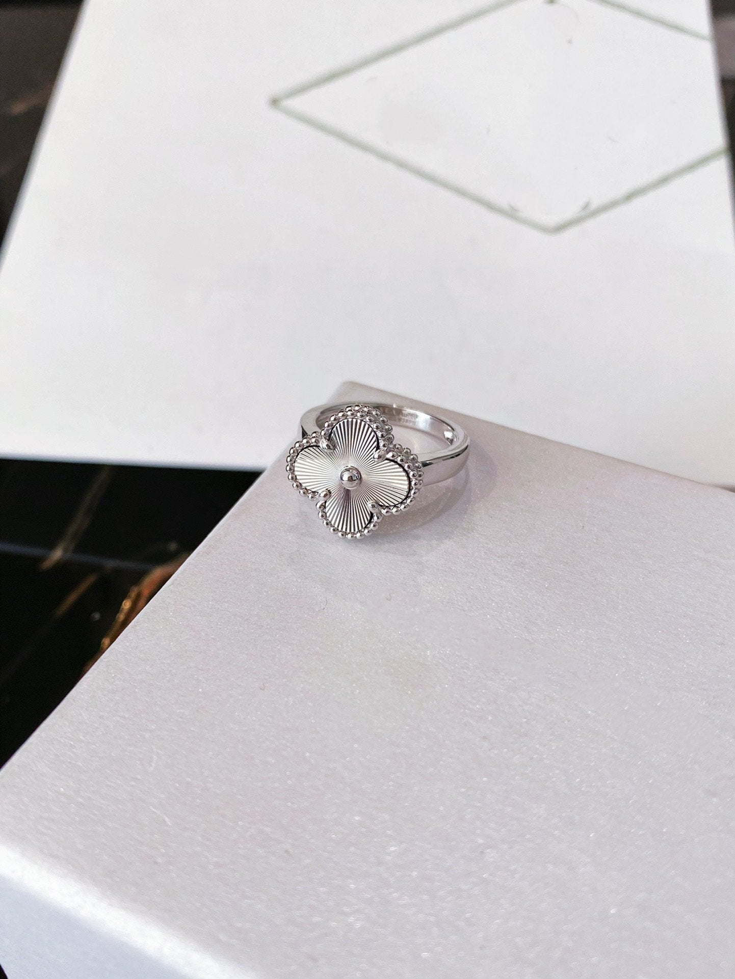 [Lucas Jewelry]CLOVER SILVER RING