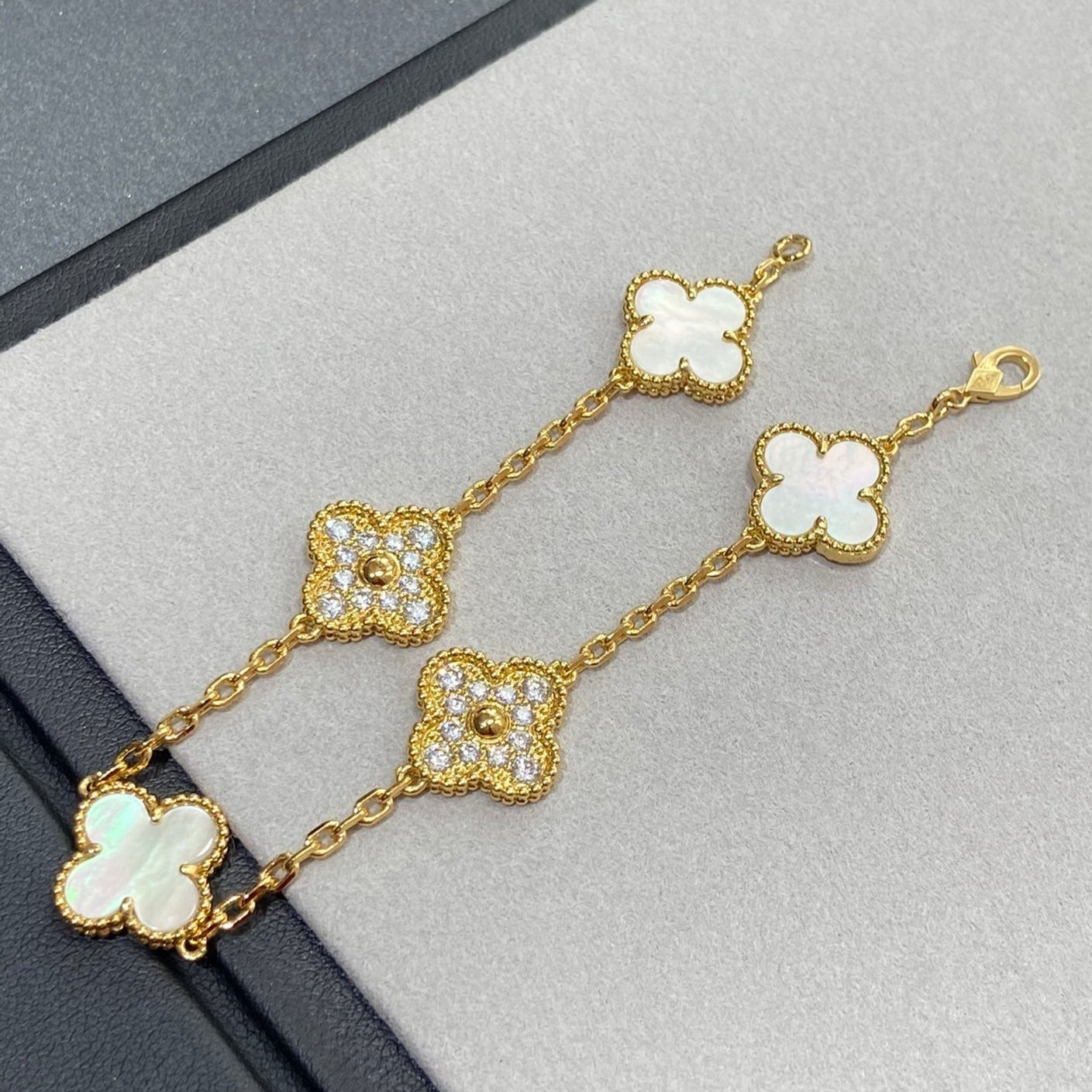 [Lucas Jewelry]CLOVER BRACELET 5 MOTIF WHITE MOP DIAMOND