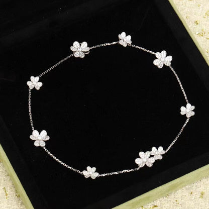 [Lucas Jewelry]FRIVOLE SILVER 9 FLOWERS NECKLACE