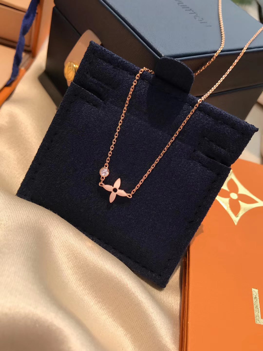 [Lucas Jewelry]BLOSSOM PENDANT PINK GOLD AND DIAMOND