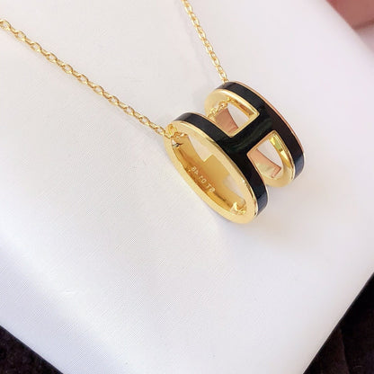 [Lucas Jewelry]HM CLIC BLACK ENAMEL GOLD NECKLACE