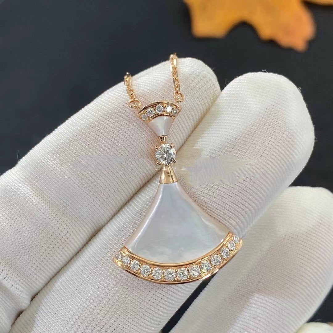 [Lucas Jewelry]DREAM NECKLACE MOP PINK GOLD DIAMOND