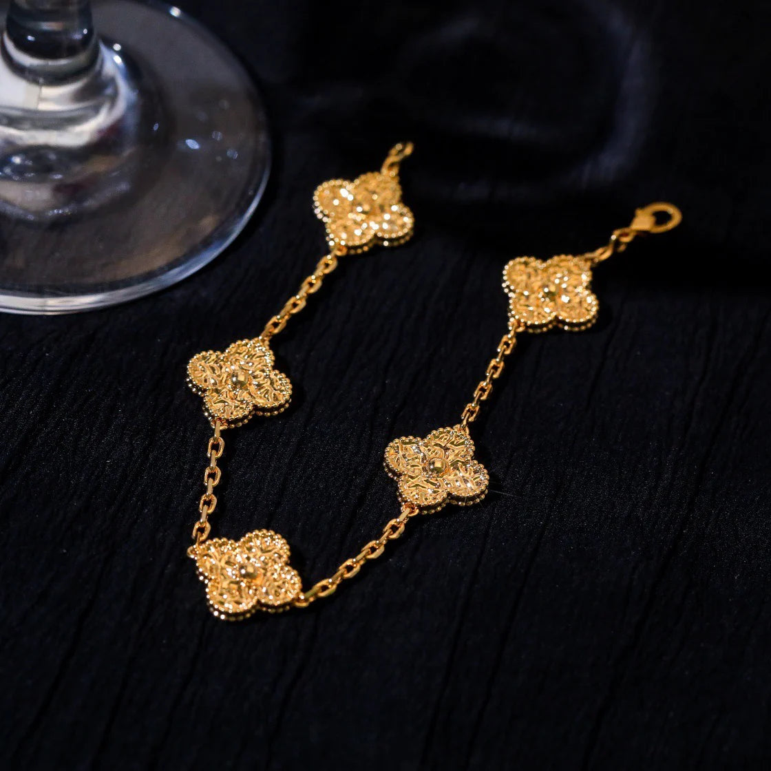 [Lucas Jewelry]CLOVER 5 MOTIFS BRONZING BRACELET