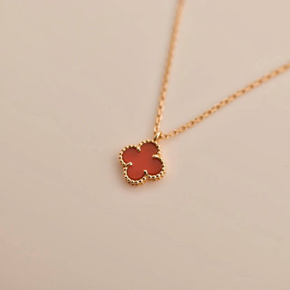 [Lucas Jewelry]CLOVER MINI 9.5MM WHITE CARNELIANS NECKLACE