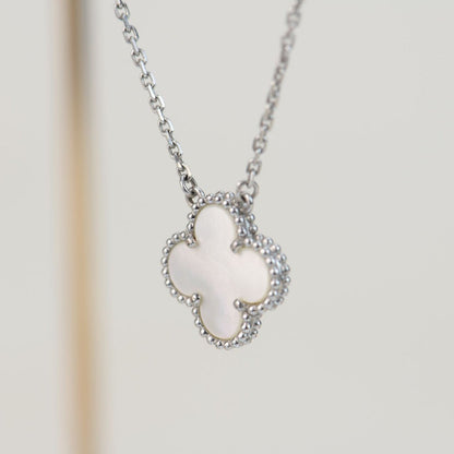 [Lucas Jewelry]CLOVER  15MM WHITE MOTHER-OF-PEARL SILVER