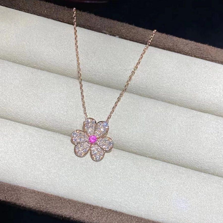 [Lucas Jewelry]FRIVOLE ROSE GOLD FLOWER DIAMOND NECKLACE