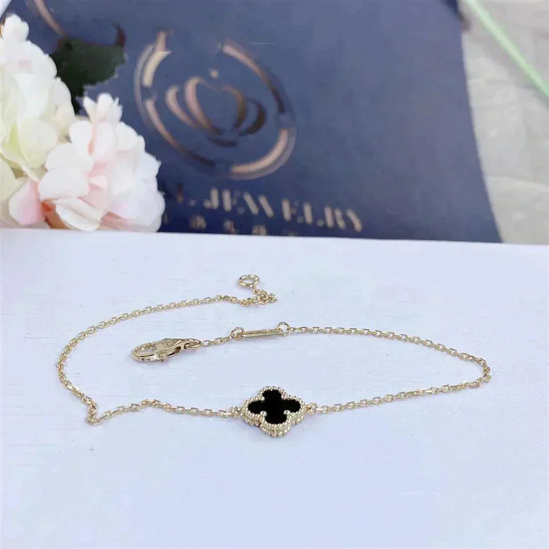 [Lucas Jewelry]CLOVER ONYX SINGLE FLOWER BRACELET