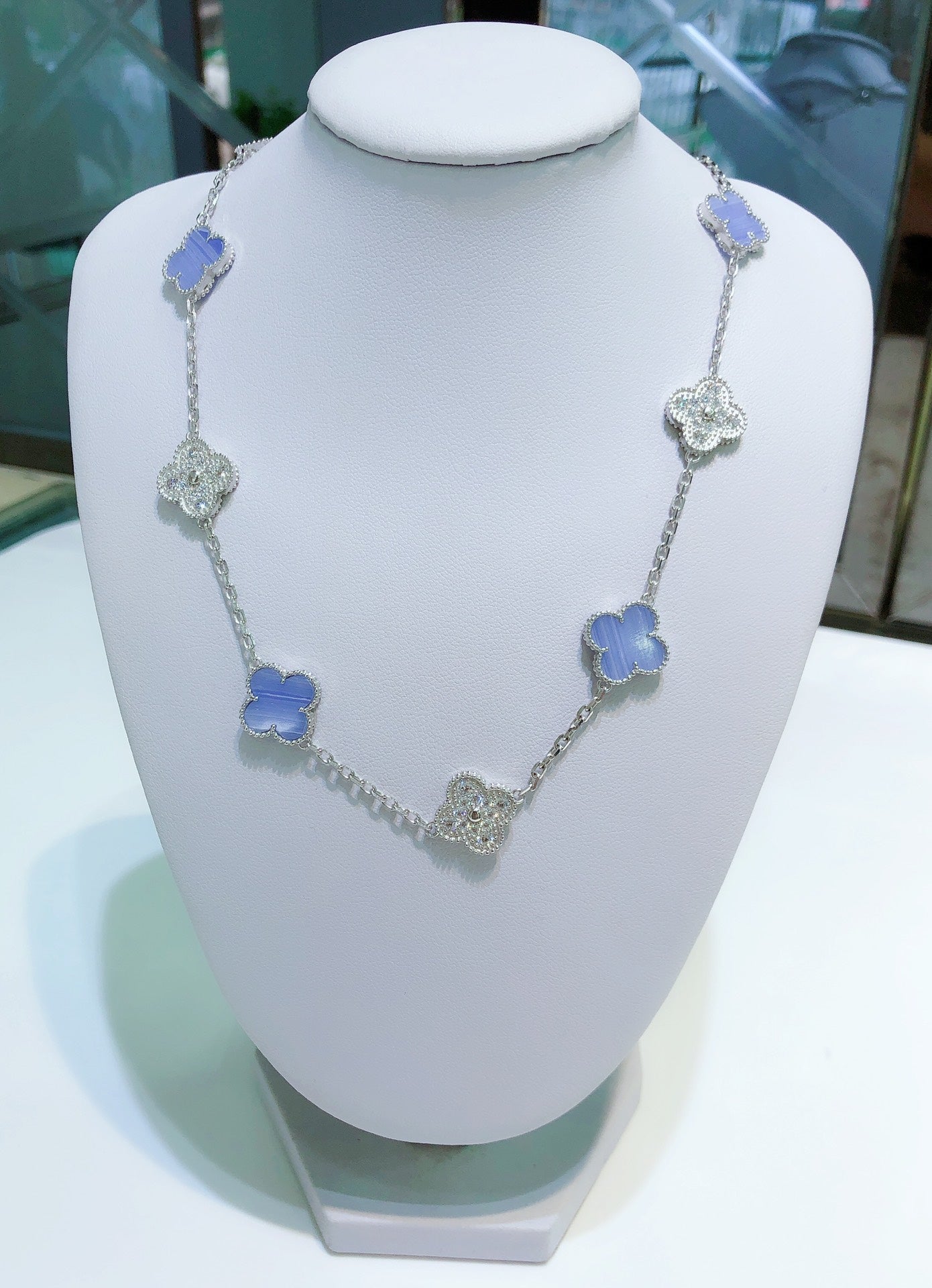 [Lucas Jewelry]CLOVER 10 MOTIFS CHALCEDONY DIAMONDS SILVER NECKLACE