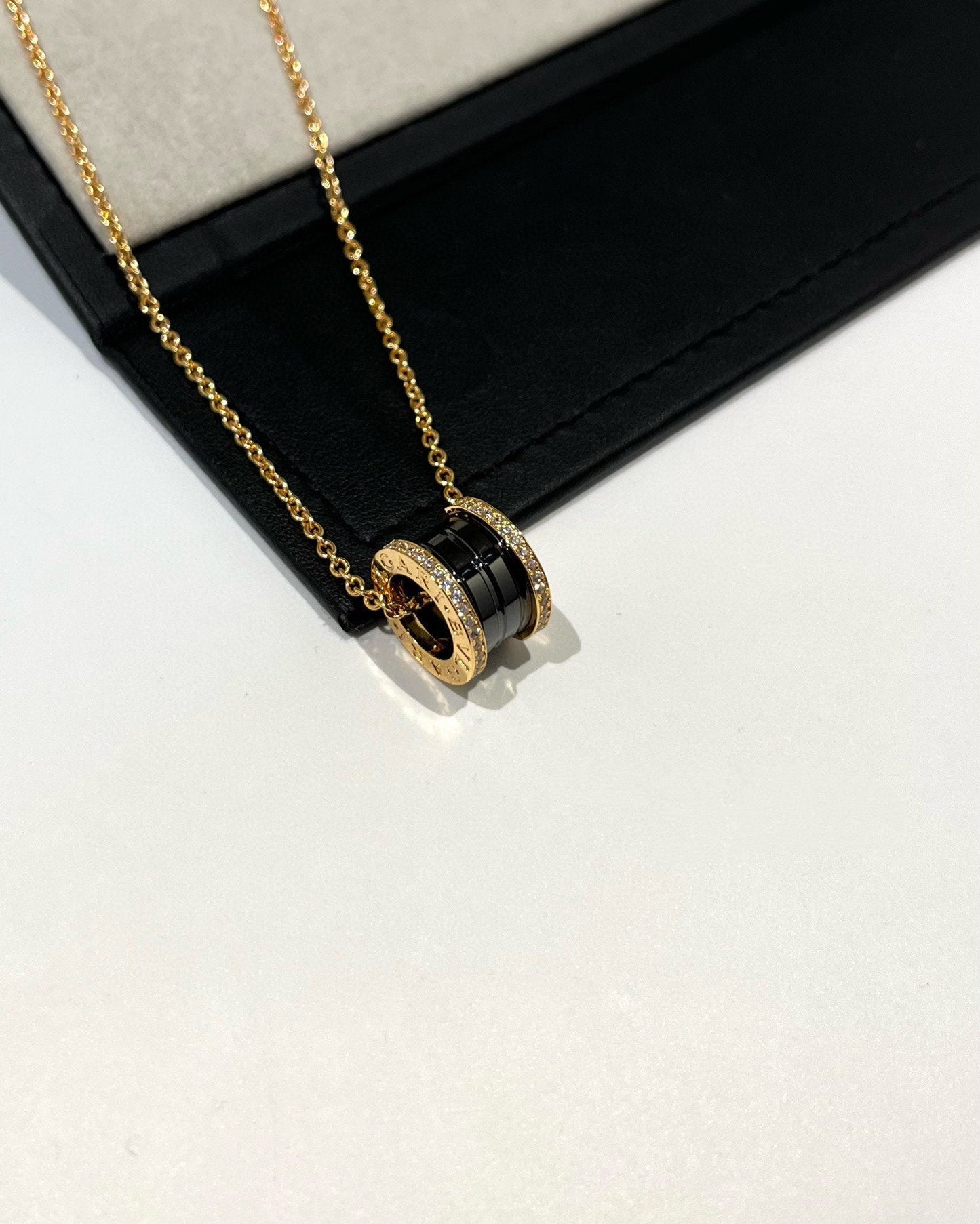 [Lucas Jewelry]ZERO 1 BLACK CERAMIC DIAMOND PINK GOLD NECKLACE