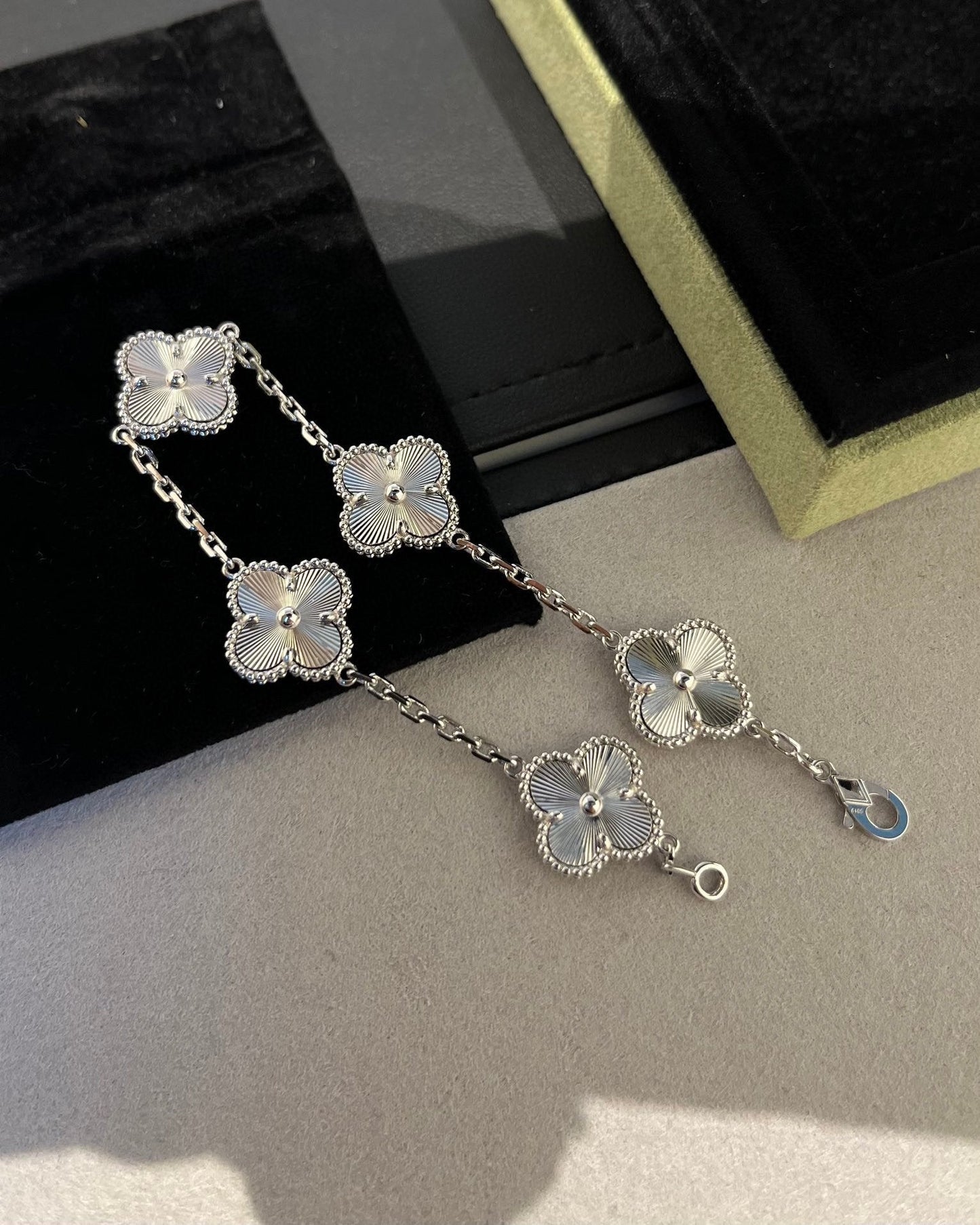 [Lucas Jewelry]CLOVER SILVER 5 MOTIFS BRACELET